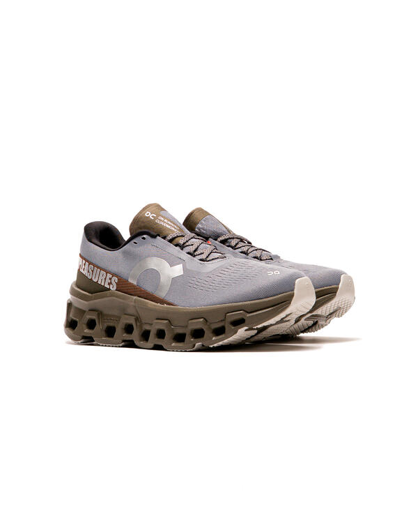 スネイクマン on-running-x-pleasures-wmns-